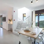 Heavenly Heights By Kb Hospitality Vilă Evgiros