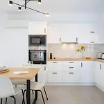 Heavenly Heights By Kb Hospitality * Evgiros
