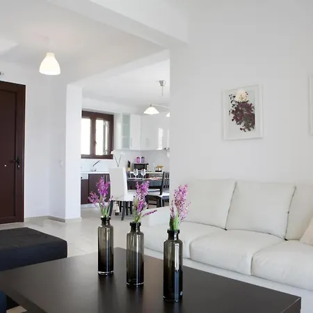 Heavenly Heights By Kb Hospitality * Evgiros