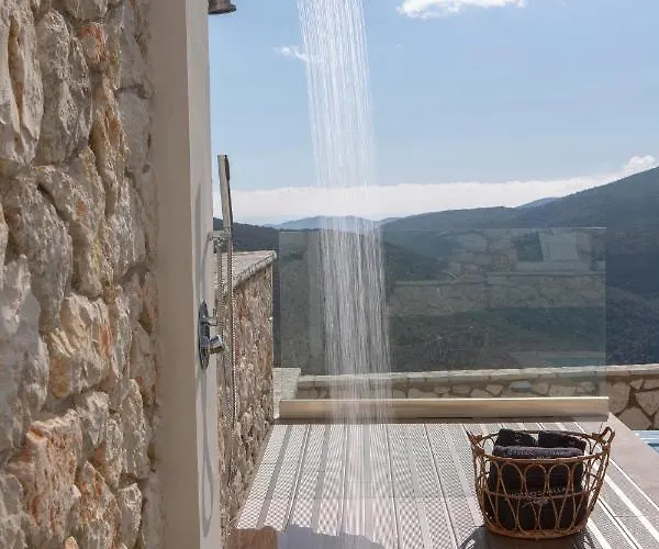 Heavenly Heights By Kb Hospitality Willa Evgiros
