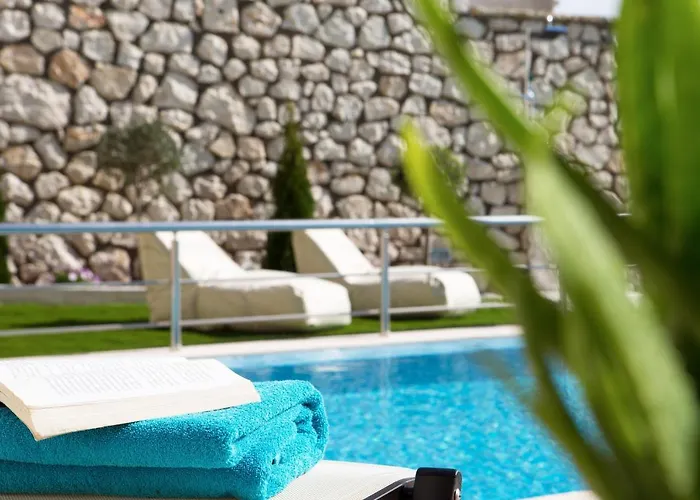 Heavenly Heights By Kb Hospitality * Evgiros